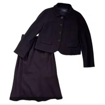 새상품급 레리안 스커트 셋업 9호 울