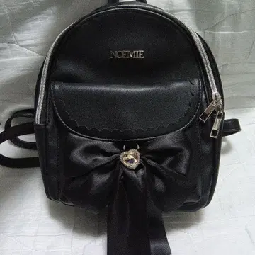 노에미 블랙 백팩 지뢰