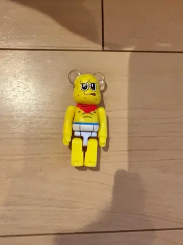 베어브릭 피넛 군