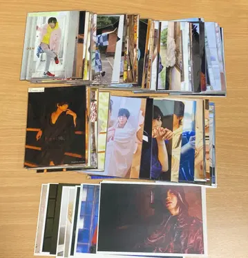 아라마키 요시히코 달력, 벌스데이 외 브로마이드 147장 세트 판매