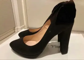 Elede myu 하이힐 블랙 23.5 스웨이드 리본