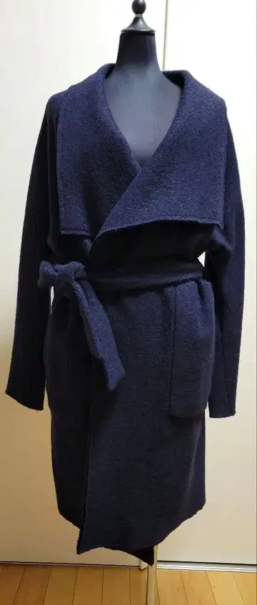 ZARA 네이비 랩 코트 울 혼방