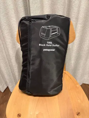 파타고니아 블랙홀 더플 100L