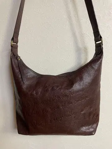 다코타 다크 브라운 가죽 숄더백