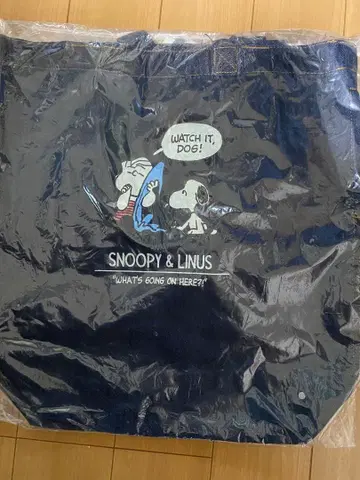 미개봉 새상품 루트토트 x 스누피 데님 토트백 스누피&라이너스