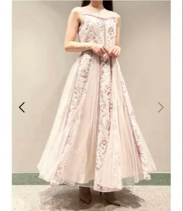 스나이델 SNIDEL 윌로우 자수 드레스