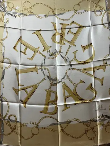 LA BAGAGERIE 실크 스카프 화이트/골드