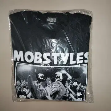 새상품 MOBSTYLES (모브스타일) 맨투맨