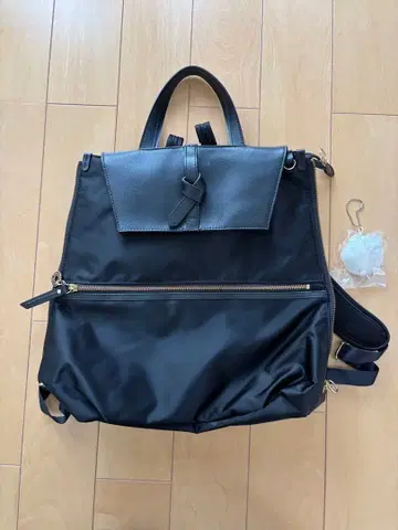 카나나 나일론 백팩 새상품급입니다