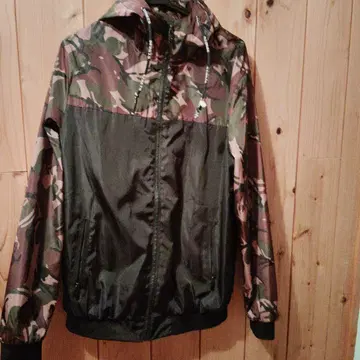 카모플라쥬 나일론 자켓 후드 부착