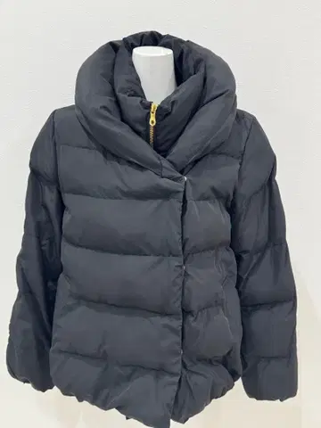 블랙 다운 자켓