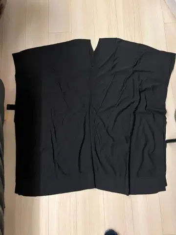 블랙 슬리브리스 상의 F 사이즈