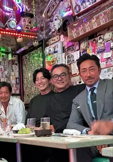 요시마사 호시바 착용 원 포인트 자수 넥타이 이탈리아제