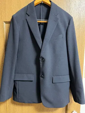 2회 착용 유니클로 감동 자켓 네이비 L