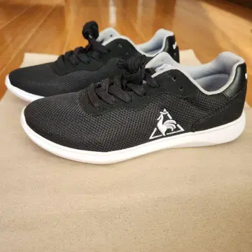 르꼬끄 스포르티브 블랙 스니커즈 23.0cm