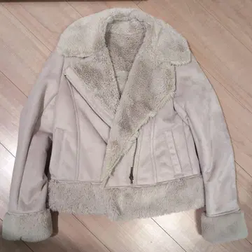 MIIA 페이크 무스탕 라이더 프리 사이즈