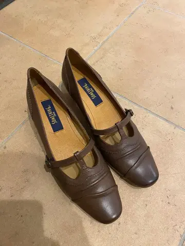 SOMETHING EDWIN 브라운 하이힐 24.5cm