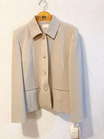 [레지오누르] 미사용 새상품 여성용 자켓 여성복 미세스 일본제