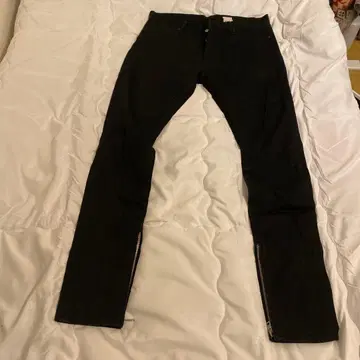 YSTRDY'S TMRRW 블랙 데님