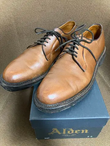 알든 947 9.0D 플레인토 발리 라스트