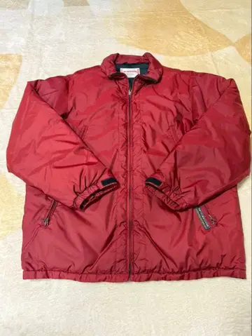 McGregor 빨간색 다운 자켓