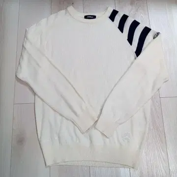 타이틀리스트 벤츠 콜라보 니트 아이보리 L 사이즈