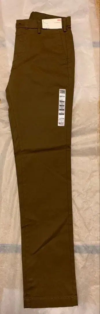 유니클로 치노 팬츠 76 슬림 핏