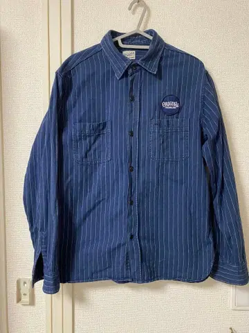 텐더 로인 와펜 로고 스트라이프 셔츠