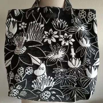 무민 흑백 꽃무늬 토트백