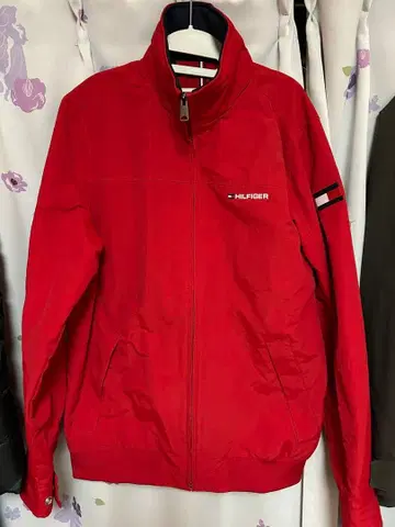 TOMMY HILFIGER 레드 자켓 S/P