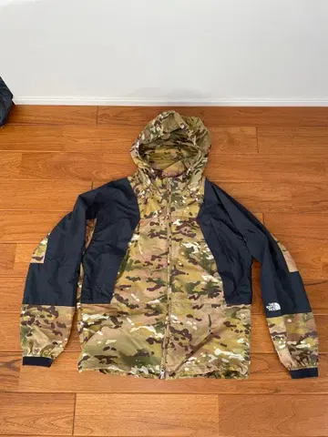 THE NORTH FACE 카모플라쥬 마운틴 파카 M