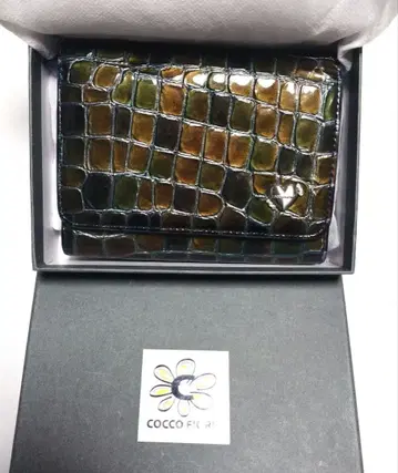 [ 미사용품 ] COCCO FIORE 접이식 지갑 그린 레인보우색