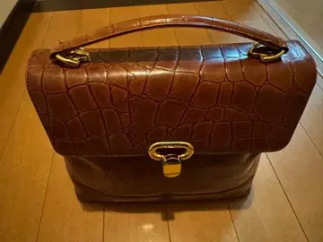 브라운 크로커다일풍 핸드백