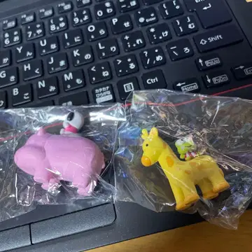 텐노지 동물원 콜라보 피규어 하피단바이와 산리오 캐릭터즈