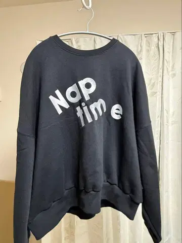 naptime 오버 사이즈 맨투맨