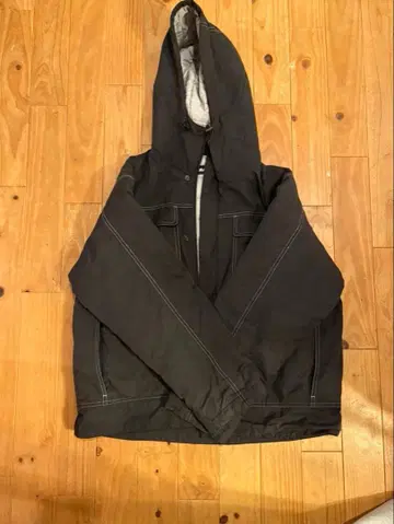 XLARGE 후드 부착 블랙 다운 자켓 S 사이즈