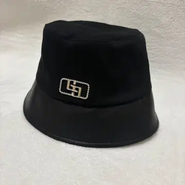 [ 컨디션 최상 ] GYDA GG 제이다 버킷 블랙 56cm