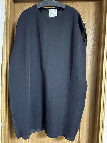 BEARDSLEY 자수 튜닉 반팔