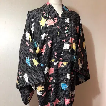 [ 하자품 ] 여성용 기모노 미사용 꽃무늬 레트로 익명 배송