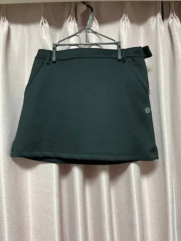 St Andrews 블랙 스커트