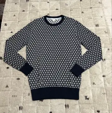 [ 새상품 ] TaylorMade 골프 스웨터 네이비