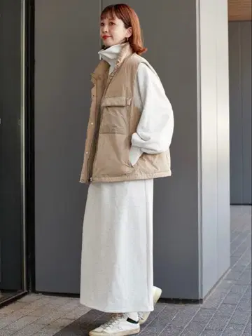 b.c.stock 테리 쭈리 하프 지퍼 롱 원피스 아이보리