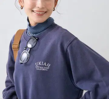 빈티지 원포인트 자수 로고 맨투맨