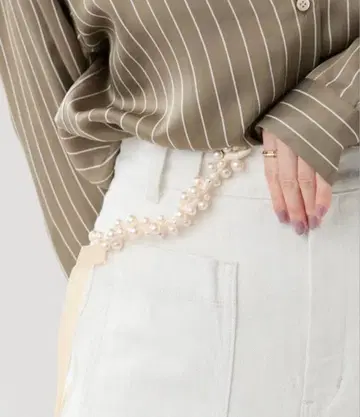 이에나 MAISON GUILLEMETTE BROOCH RIBBON