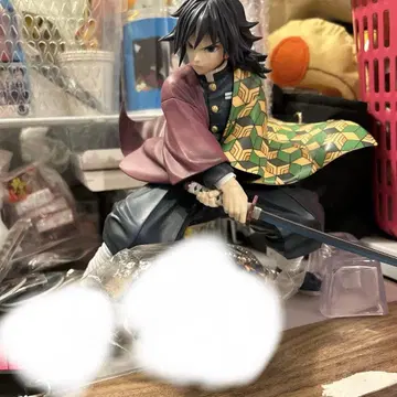 토미오카 기유 귀멸의 칼날 피규어