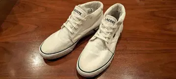 LACOSTE 하이컷 스니커즈