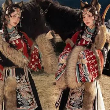 한푸 티베트 민족 의상풍 퍼 달린 티베트 로브