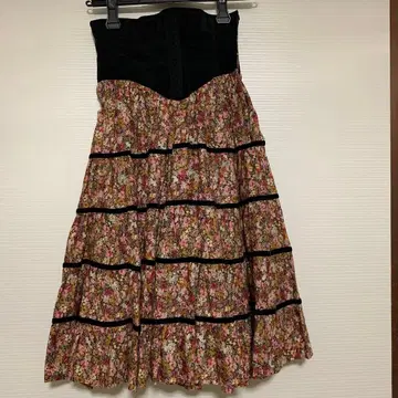 엑센트리크 코르셋 스커트 꽃무늬