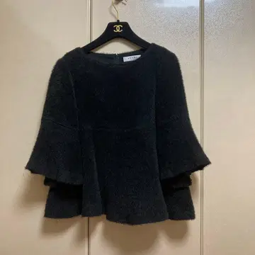 어도어 ADORE 플레어 슬리브 풀오버 38