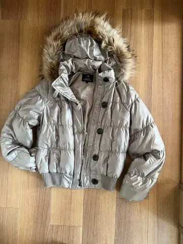 베이지 퍼 포함 숏 자켓